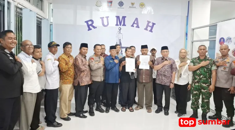 foto-berita-tegaskan-bukan-konflik-sara-warga-padang-sarai-sepakat-damai--310725075519