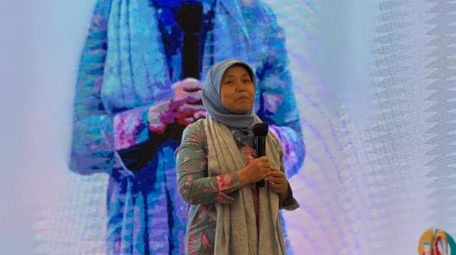Tri Mumpuni Saat Mengisi sharing buat pembekalan anak anak penerima Beasiswa LPDP adalah hal yang paling menyenan