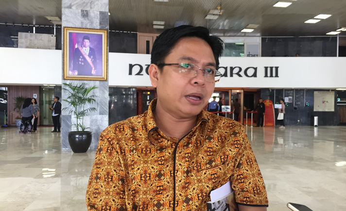 479706-burhanudin-muhtadi